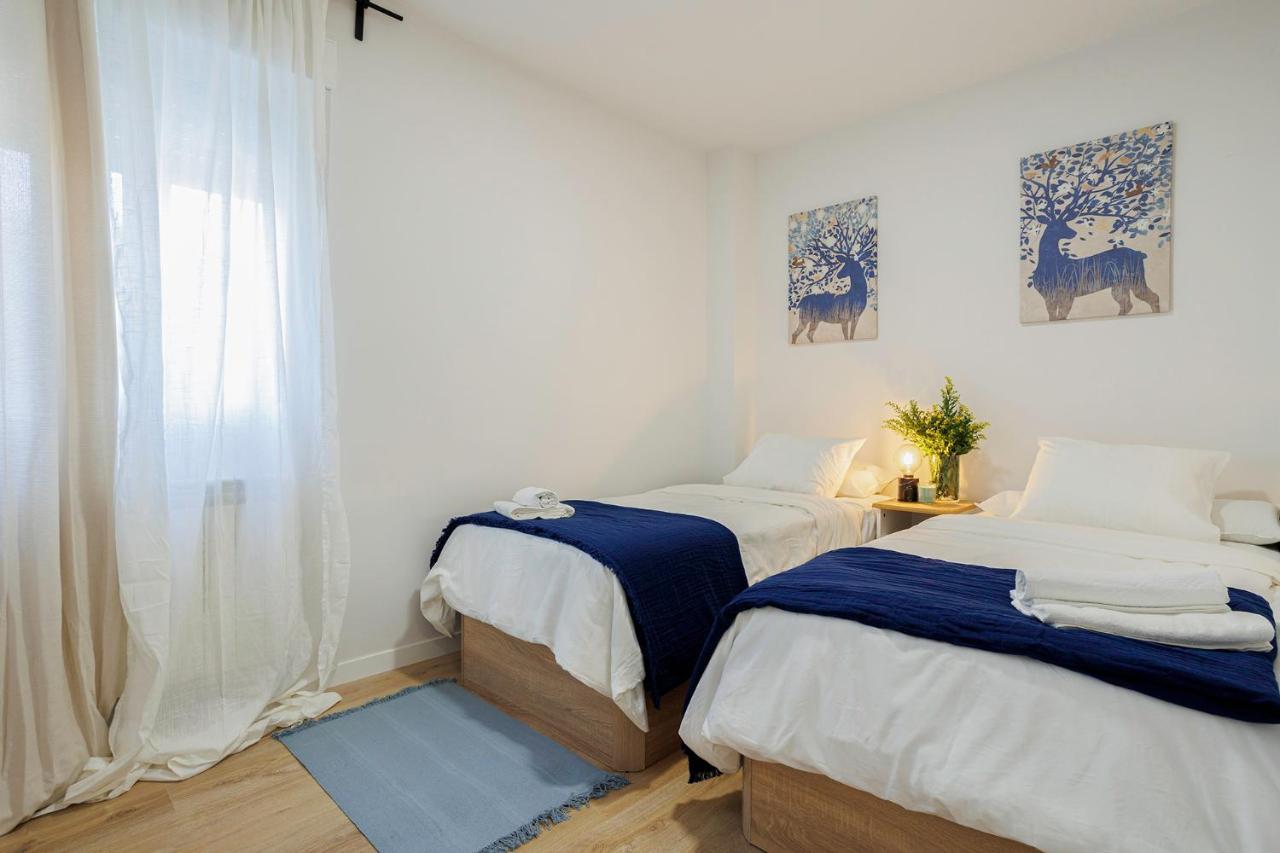Genesis Apartment In マドリード エクステリア 写真
