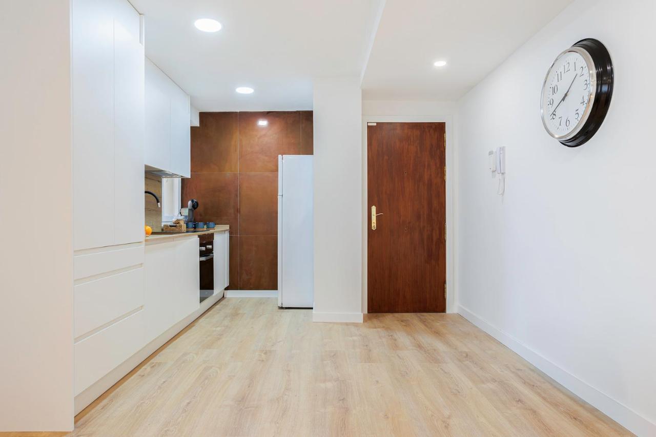 Genesis Apartment In マドリード エクステリア 写真