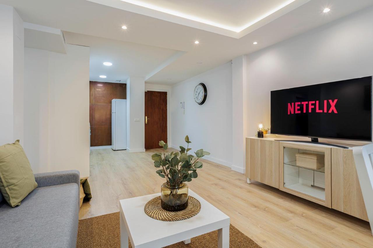 Genesis Apartment In マドリード エクステリア 写真
